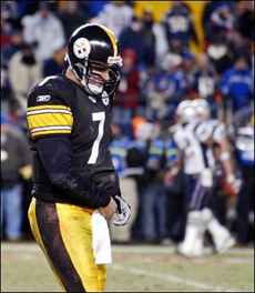 Steelers Quarterback Ben Roethlisberger threw 3 interceptions during Jan. 23´s AFC title game against the Patriots ()