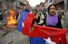 Maoist rebels declared a four-day cease fire to facilitate anti-monarchy protests. (theage.com.au)