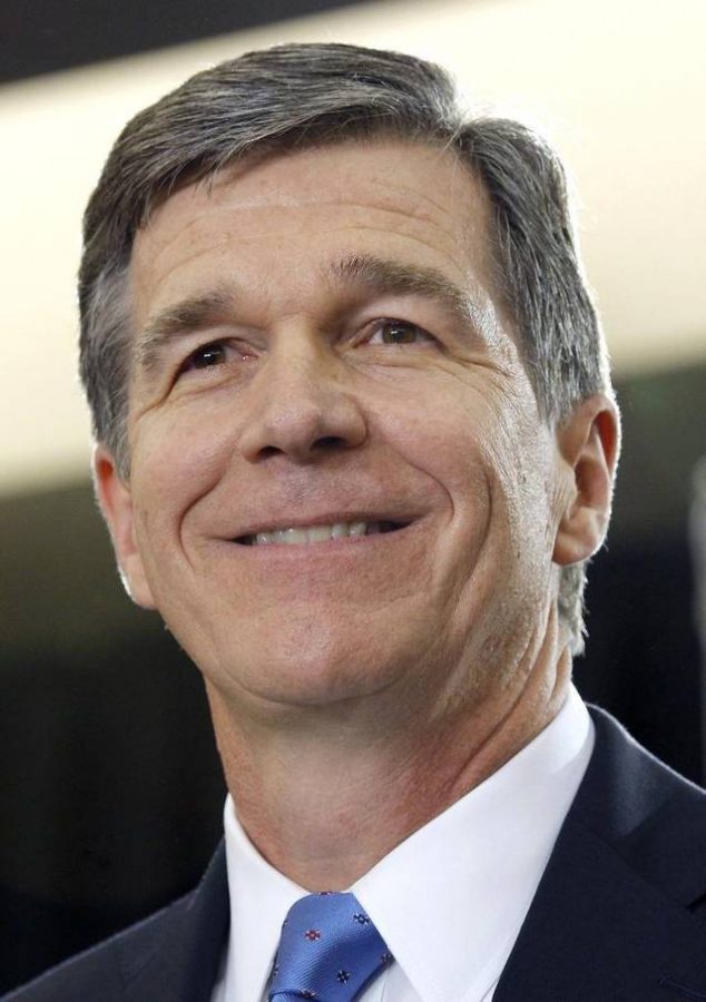 Photo of Roy Cooper, the Governor of North Carolina. By Chris Seward - Own work, CC BY-SA 4.0, https://commons.wikimedia.org/w/index.php?curid=54610787