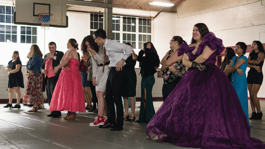 Organized by the Quidditch team, the annual Yule Ball raises funds for the Lumos charity and was held in the Ragan-Brown Field House this past Saturday, Feb. 10, 2018.//Photo by Fernando Jiménez/ The Guilfordian