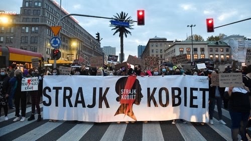 Polish women making their marks with lightning bolts