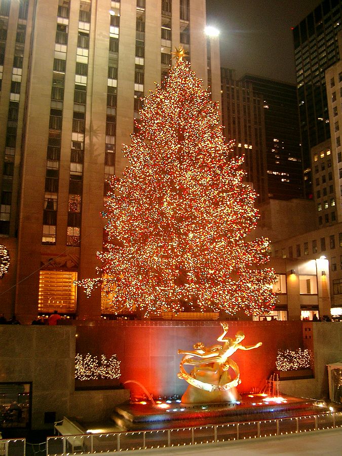 %3A+The+Rockefeller+Center+Christmas+tree+is+put+up+on+the+last+day+of+November%2C+indicating%2C+for+many%2C+the+true+beginning+of+the+Christmas+season.