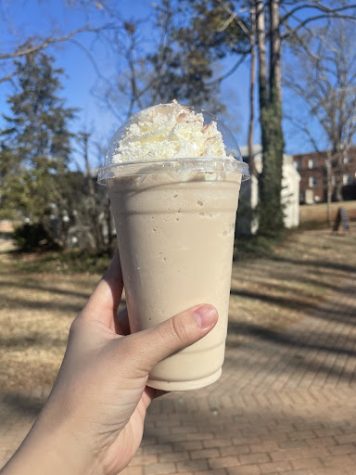 Yummy Chai Cream Frappuccino from Rachel Cottage. (photo taken Maria)