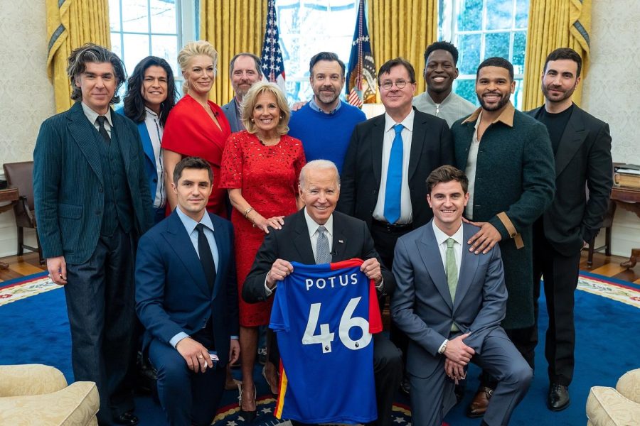 As+part+of+the+Biden+administration%E2%80%99s+policy+on+improving+national+mental+health%2C++some+famous+figures+and+groups+have+been+invited+to+speak+at+the+White+House%2C+including+the+cast+of+Apple+TV%E2%80%99s+%E2%80%9CTed+Lasso.%E2%80%9D